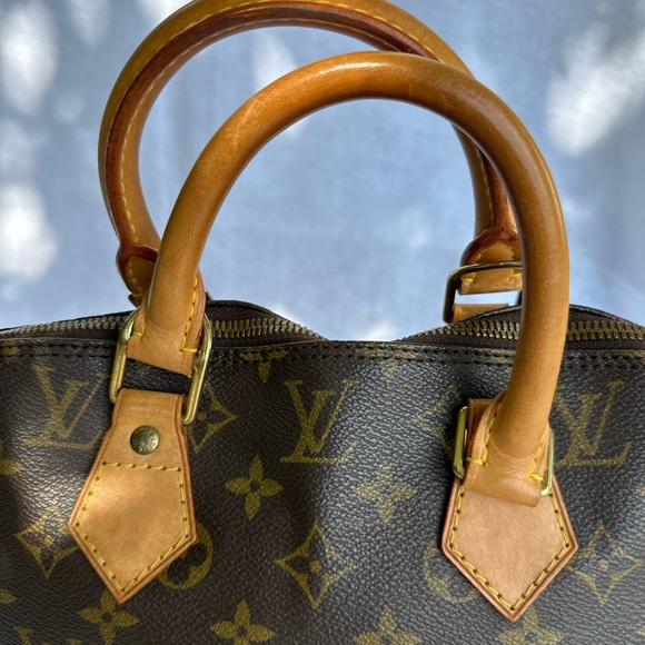 Louis Vuitton Alma Pm - Picture 9 of 16